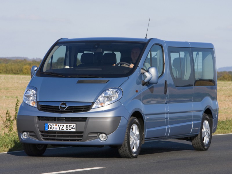 Opel Vivaro 2006 2.5 CDTI