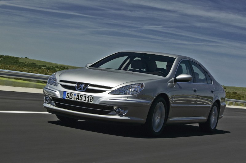 Peugeot 607 2005 2.2-16V