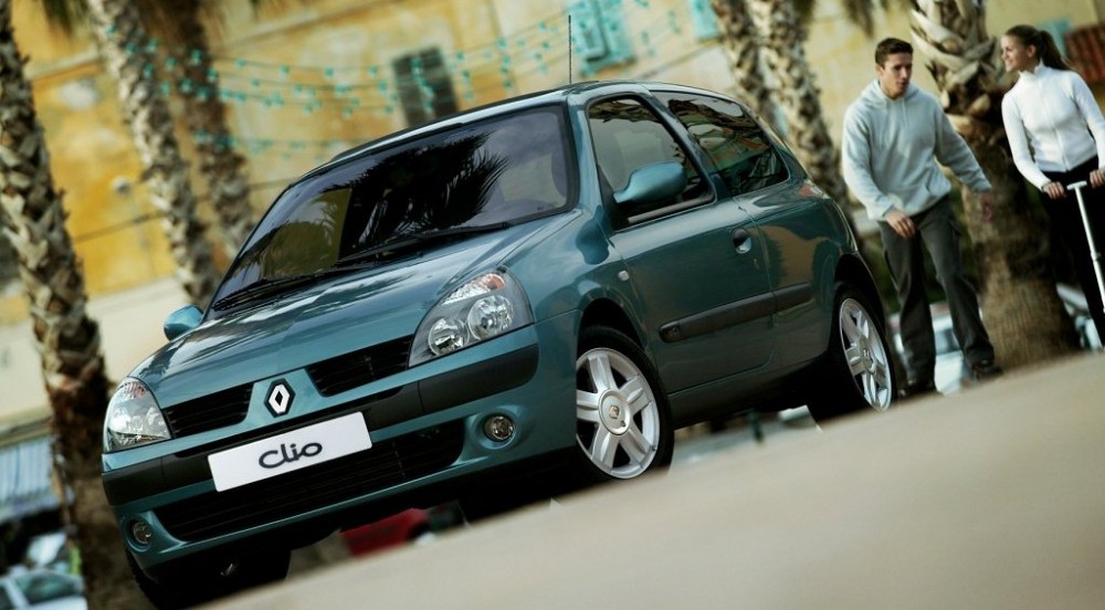 Renault Clio 2003 1.2 16V (3 puerta)